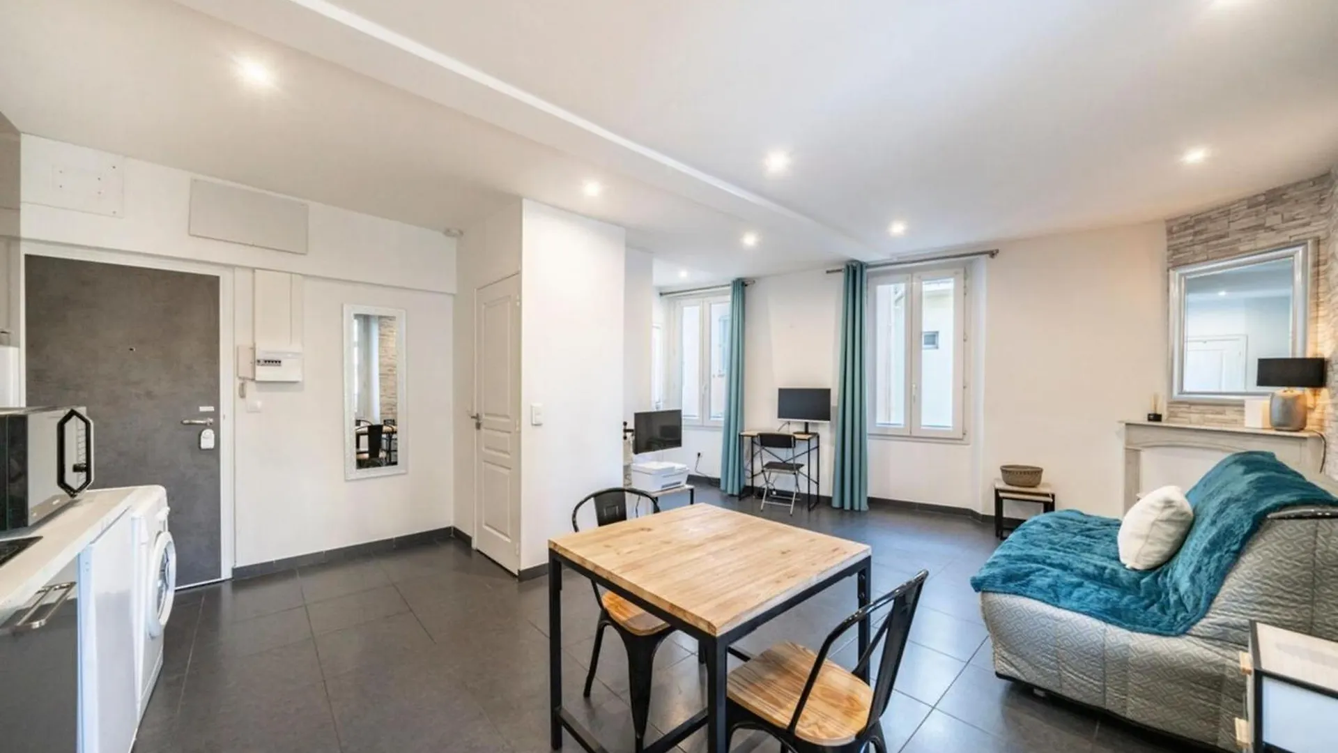 Nice Studio In The Heart Of Cannes 0*,